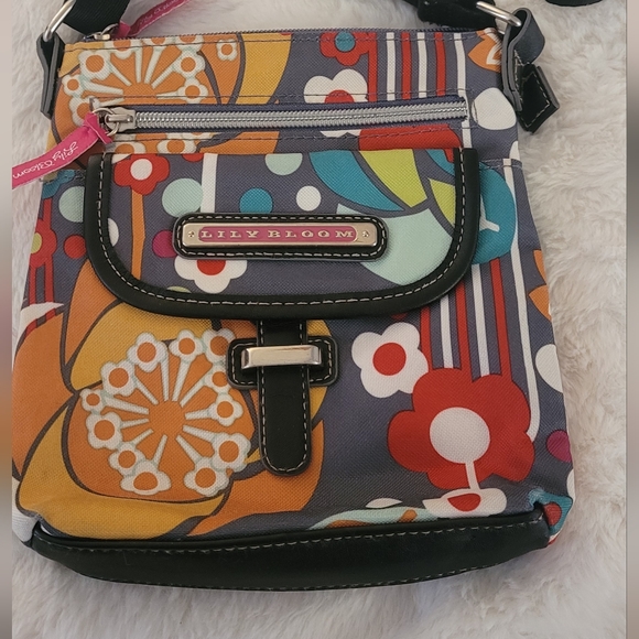 Lily Bloom Crossbody - Picture 9 of 11
